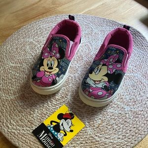 Disney Minnie Mouse Toddler Size 9 Slip On Shoe